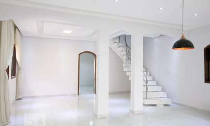 Casa para Aluguel - Itaquera, 5 Quartos,  332 m² - São Paulo