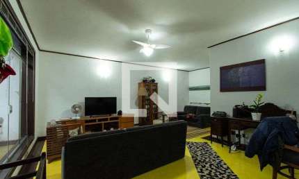 Casa para Aluguel - Vila Jardini, 5 Quartos,  245 m² - Sorocaba