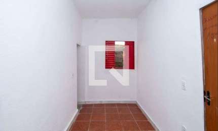 Casa para Aluguel - Paulo VI, 2 Quartos,  36 m² - Belo Horizonte