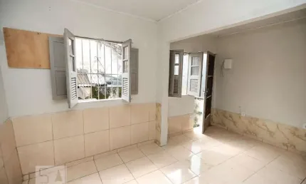Casa para Aluguel - Piedade, 1 Quarto,  40 m² - Rio de Janeiro