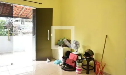 Casa para Aluguel - Campo Grande, 2 Quartos,  70 m² - Rio de Janeiro