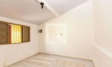 Casa para Aluguel - Ermelino Matarazzo, 1 Quarto,  30 m² - São Paulo
