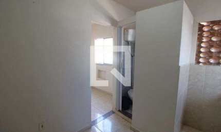 Casa para Aluguel - Oswaldo Cruz, 1 Quarto,  20 m² - Rio de Janeiro