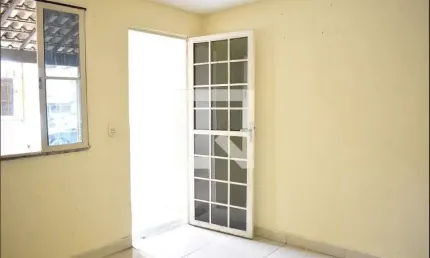 Casa para Aluguel - Campo Grande, 1 Quarto,  48 m² - Rio de Janeiro