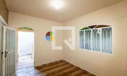 Casa para Aluguel - Campo Grande, 3 Quartos,  90 m² - Rio de Janeiro