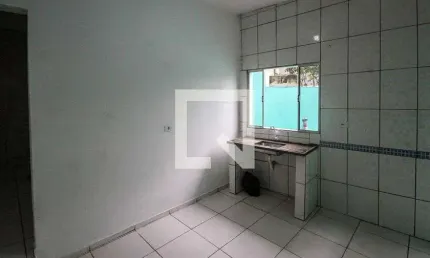 Casa para Aluguel - Sapopemba, 1 Quarto,  35 m² - São Paulo