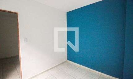 Casa para Aluguel - Vila Jacuí, 1 Quarto,  33 m² - São Paulo