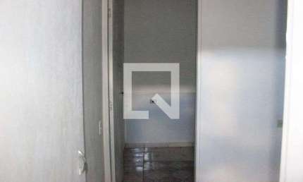 Casa para Aluguel - Jardim Presidente Dutra, 1 Quarto,  40 m² - Guarulhos