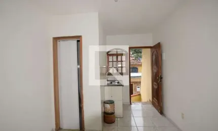 Kitnet / Stúdio para Aluguel - Vila Valqueire, 1 Quarto,  12 m² - Rio de Janeiro