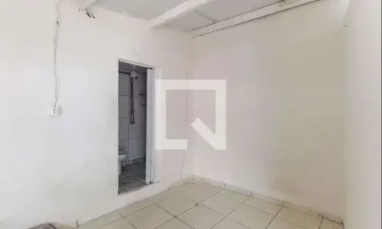 Casa para Aluguel - Itaquera, 1 Quarto,  30 m² - São Paulo
