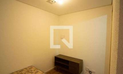 Casa para Aluguel - Cidade Sao Mateus, 1 Quarto,  22 m² - São Paulo