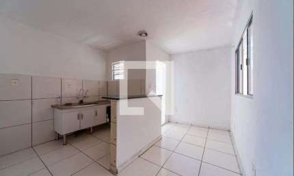 Casa para Aluguel - Jardim do Estadio, 2 Quartos,  50 m² - Santo André
