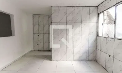 Casa para Aluguel - Vila Jacuí, 1 Quarto,  38 m² - São Paulo