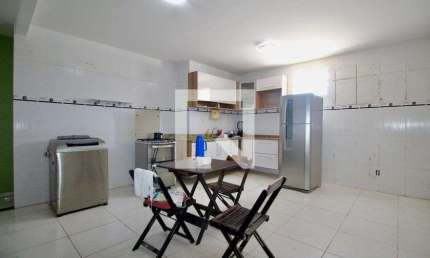Casa para Aluguel - Boca do Rio, 2 Quartos,  60 m² - Salvador