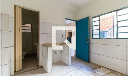 Casa para Aluguel - Vila Jacuí, 1 Quarto,  39 m² - São Paulo