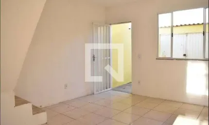 Casa para Aluguel - Campo Grande, 2 Quartos,  52 m² - Rio de Janeiro