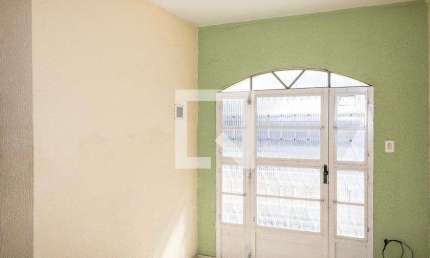 Casa para Aluguel - Campo Grande, 1 Quarto,  43 m² - Rio de Janeiro