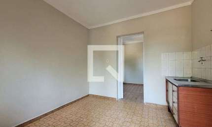 Casa para Aluguel - Jardim Alzira Franco, 1 Quarto,  37 m² - Santo André