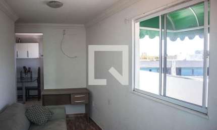 Casa para Aluguel - Piata, 1 Quarto,  61 m² - Salvador
