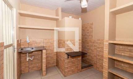 Kitnet / Stúdio para Aluguel - Madureira, 1 Quarto,  10 m² - Rio de Janeiro