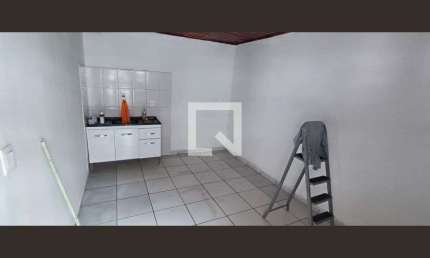 Casa para Aluguel - Campo Limpo, 1 Quarto,  40 m² - São Paulo