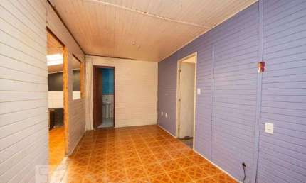 Casa para Aluguel - Vila Operária, 1 Quarto,  50 m² - Porto Alegre