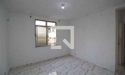 Apartamento para Aluguel - Olaria, 2 Quartos,  48 m² - Rio de Janeiro