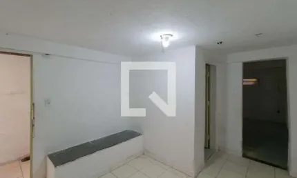 Casa para Aluguel - São João Batista, 2 Quartos,  60 m² - Belo Horizonte