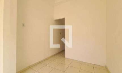 Casa para Aluguel - Pilares, 2 Quartos,  60 m² - Rio de Janeiro
