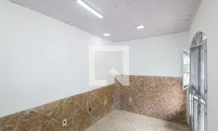 Casa para Aluguel - Campo Grande, 1 Quarto,  45 m² - Rio de Janeiro