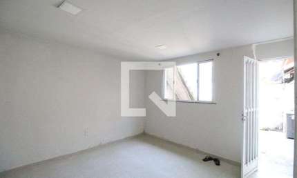 Casa / Sobrado em Condomínio para Aluguel - Freguesia , 1 Quarto,  33 m² - Rio de Janeiro
