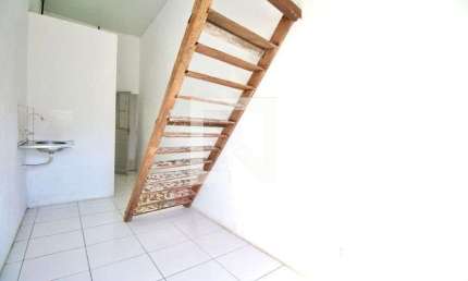 Kitnet / Stúdio para alugar na Ladeira da Palma, Nazaré, Salvador por R$ 500