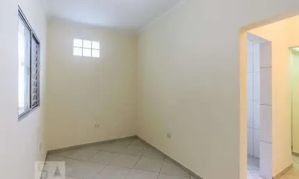 Casa para Aluguel - Butantã, 1 Quarto,  30 m² - São Paulo