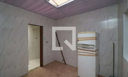 Casa para Aluguel - Vila Santa Clara, 2 Quartos,  60 m² - São Paulo