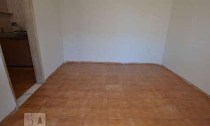 Kitnet / Stúdio para Aluguel - Olaria, 1 Quarto,  30 m² - Rio de Janeiro