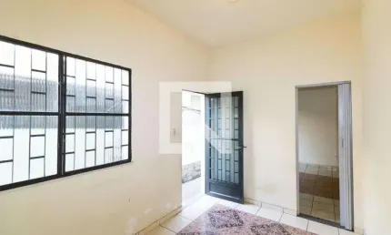 Casa para Aluguel - Campo Grande, 1 Quarto,  55 m² - Rio de Janeiro