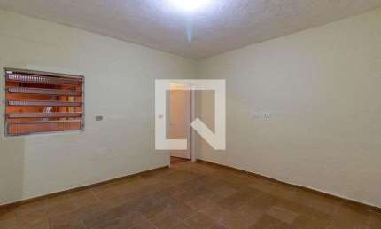 Casa para Aluguel - Taboão, 1 Quarto,  65 m² - Guarulhos