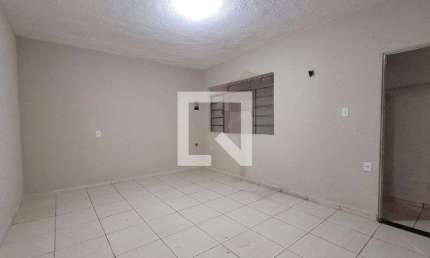 Casa para Aluguel - Jardim Ana Maria, 1 Quarto,  70 m² - Santo André