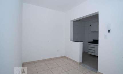 Casa para Aluguel - Rio Branco, 2 Quartos,  53 m² - Belo Horizonte