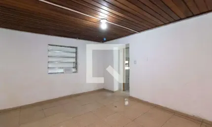Casa para Aluguel - Água Fria, 1 Quarto,  68 m² - São Paulo