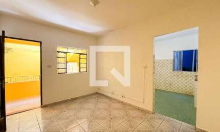 Casa para Aluguel - Vila Zat, 1 Quarto,  70 m² - São Paulo