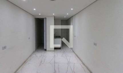 Kitnet / Stúdio para Aluguel - Vila Santa Clara, 1 Quarto,  15 m² - São Paulo