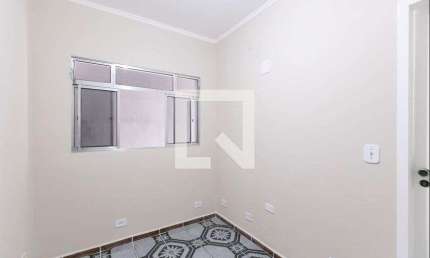 Casa para Aluguel - Itaquera, 2 Quartos,  49 m² - São Paulo