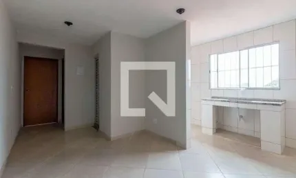 Casa para Aluguel - Vila Jacuí, 2 Quartos,  47 m² - São Paulo
