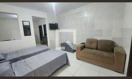 Casa para Aluguel - Brotas, 1 Quarto,  15 m² - Salvador