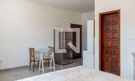 Kitnet / Stúdio para Aluguel - Cavalhada, 1 Quarto,  58 m² - Porto Alegre