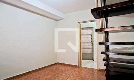 Casa / Sobrado em Condomínio para Aluguel - Jardim Vivann, 2 Quartos,  66 m² - São Paulo