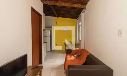 Casa para Aluguel - Brotas, 1 Quarto,  40 m² - Salvador