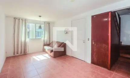 Casa / Sobrado em Condomínio para Aluguel - Humaitá, 4 Quartos,  107 m² - Porto Alegre