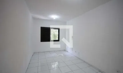 Kitnet / Stúdio para Aluguel - Liberdade, 1 Quarto,  25 m² - São Paulo